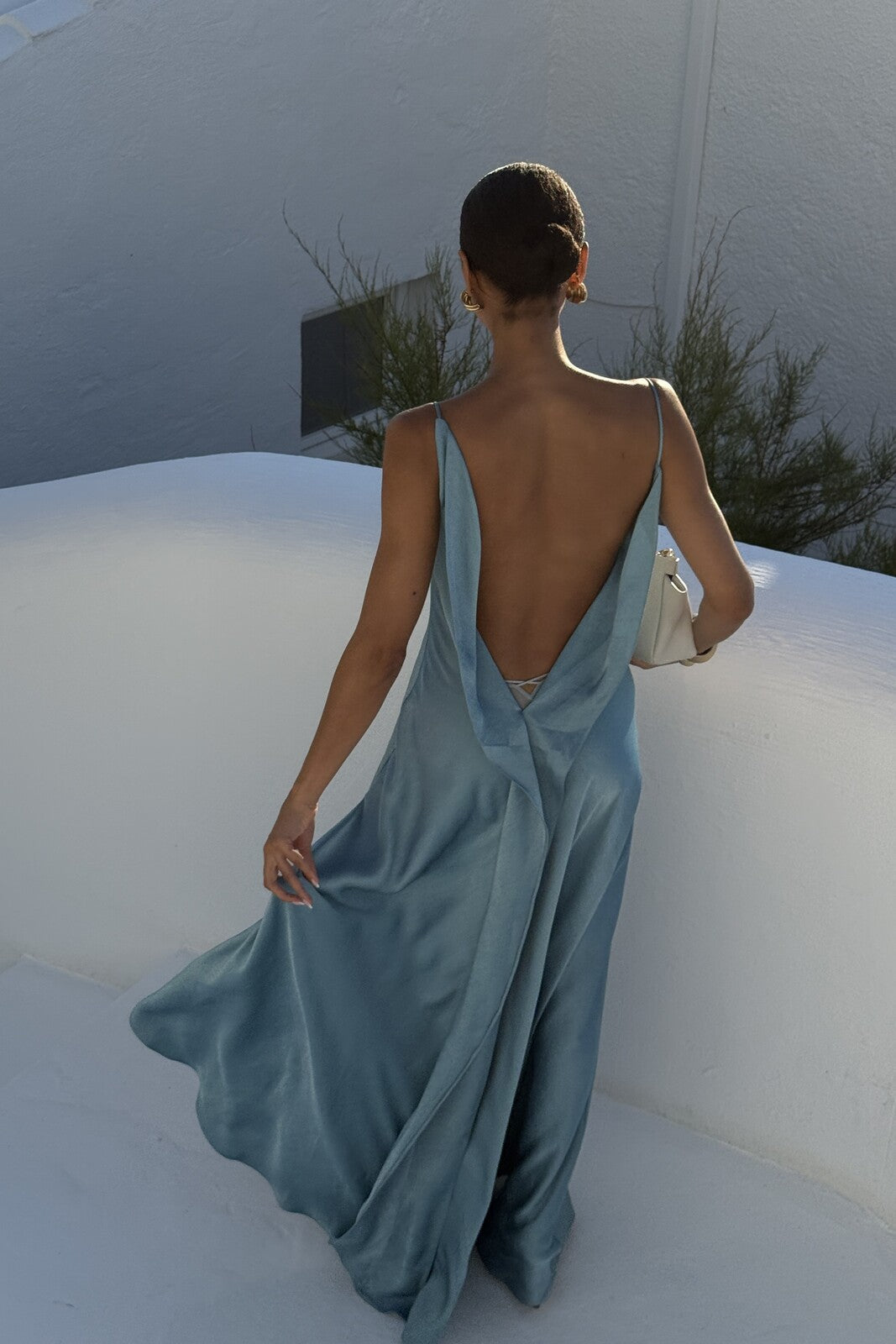 Blue Deep Backless Dress 💙✨