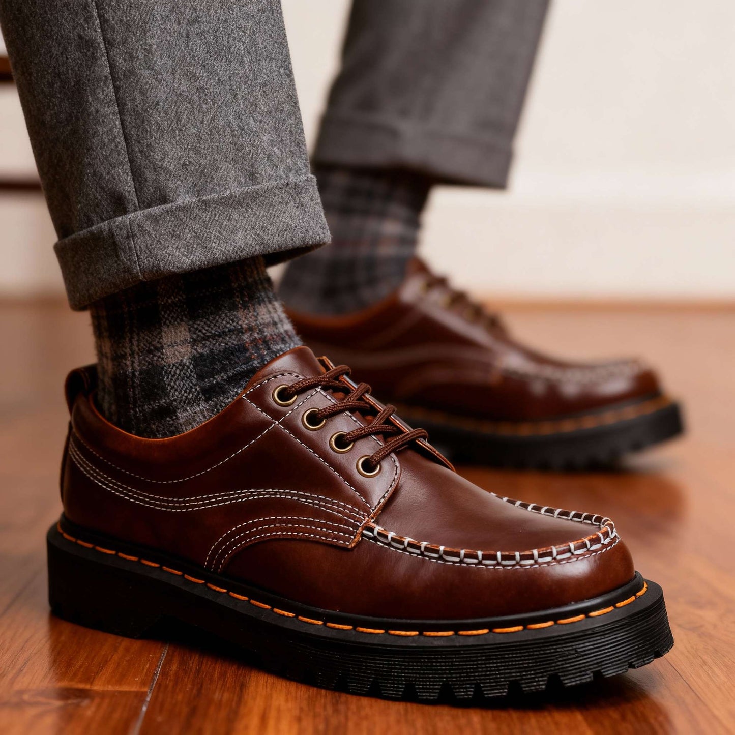 Ravero Moc-Toe Derby