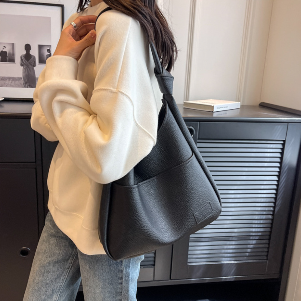 Nava | Hobo Bag