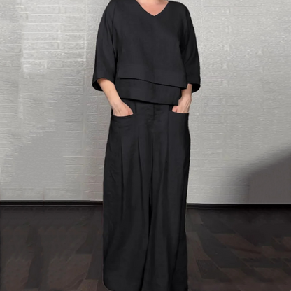 Noa | Loose-Fit Minimalist Two-Piece Outfit