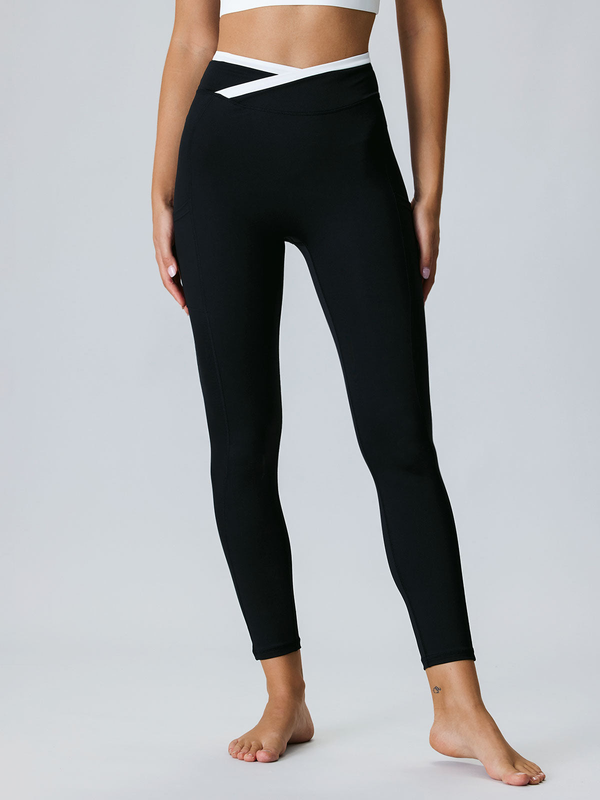 Black Natural Waisted Leggings 25"